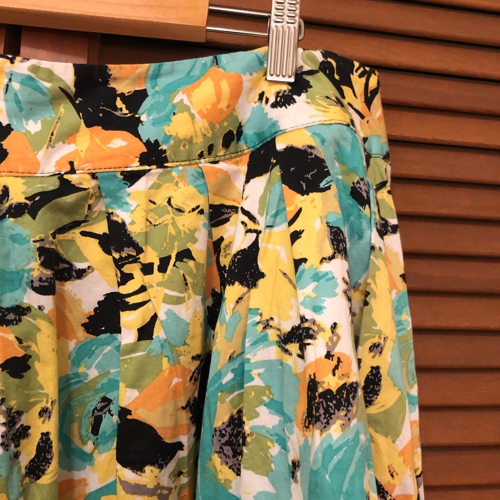 Ashley Stewart plus size brushed floral skirt 16 - Picture 2 of 6